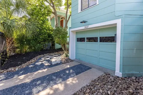 3027 Avenue O 1/2 Galveston TX 77550