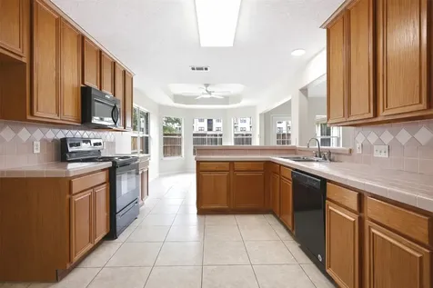 1811 Ridgeway Trail Kingwood TX 77339
