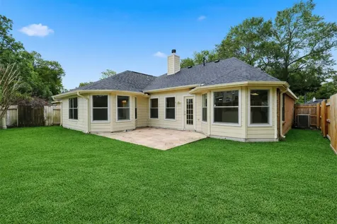 1811 Ridgeway Trail Kingwood TX 77339