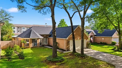 1811 Ridgeway Trail Kingwood TX 77339
