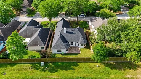 1811 Ridgeway Trail Kingwood TX 77339