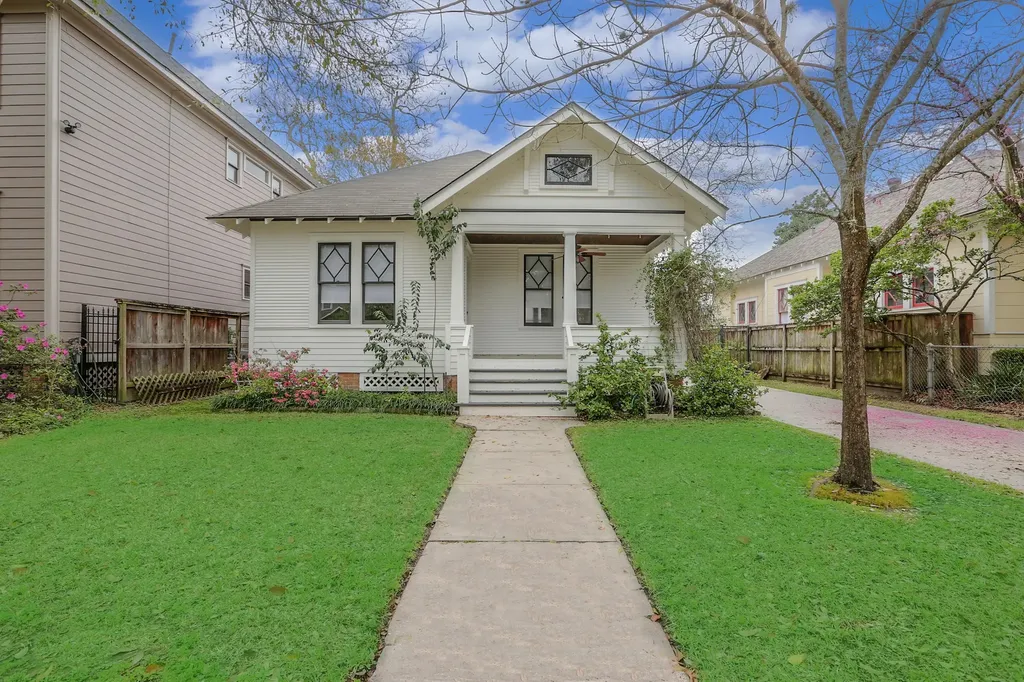 1512 Arlington Street Houston TX 77008