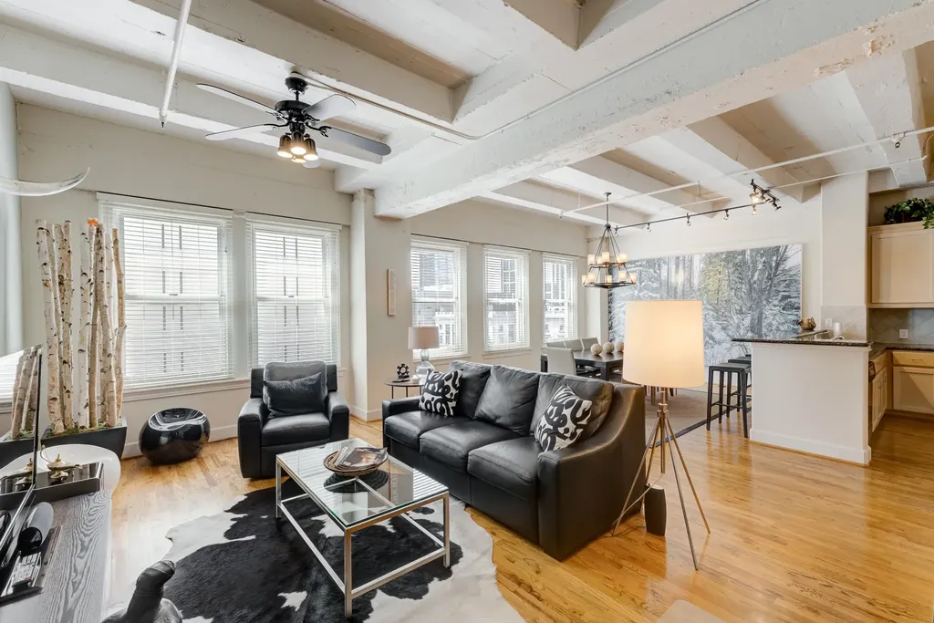 1120 Texas Street 5d Houston TX 77002