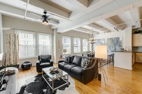 1120 Texas Street 5d Houston TX 77002