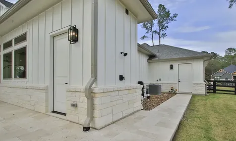 21359 Monarch Drive Montgomery TX 77316