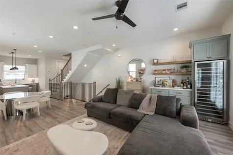 5306 Creekmont Timbers Trail Houston TX 77091
