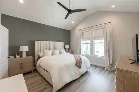 5306 Creekmont Timbers Trail Houston TX 77091
