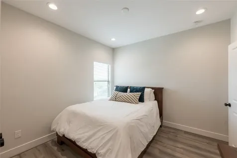 5306 Creekmont Timbers Trail Houston TX 77091