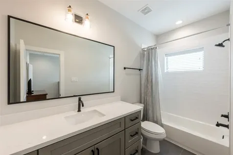 5306 Creekmont Timbers Trail Houston TX 77091