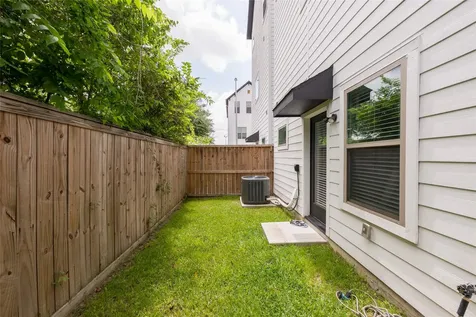 5306 Creekmont Timbers Trail Houston TX 77091
