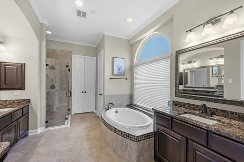1016 Bolivar Point Lane Friendswood TX 77546
