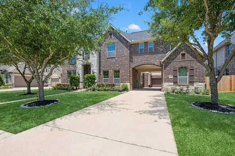 1016 Bolivar Point Lane Friendswood TX 77546