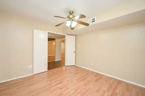 4218 Bridledon Lane Houston TX 77014