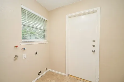 4218 Bridledon Lane Houston TX 77014