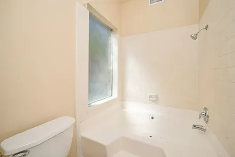 4218 Bridledon Lane Houston TX 77014
