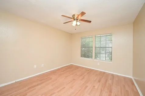 4218 Bridledon Lane Houston TX 77014