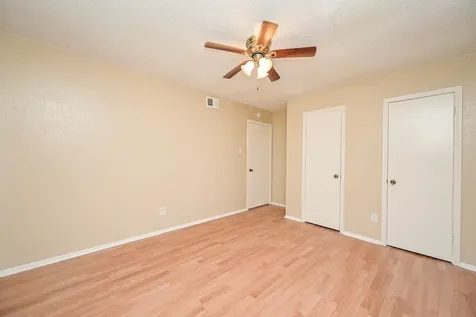 4218 Bridledon Lane Houston TX 77014