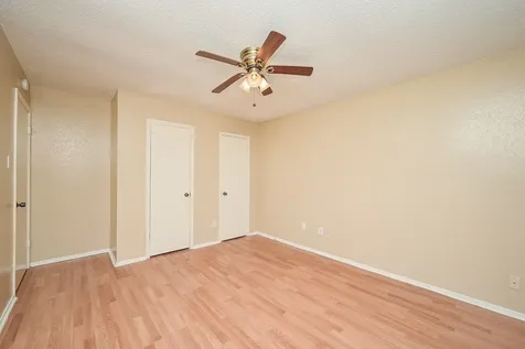 4218 Bridledon Lane Houston TX 77014