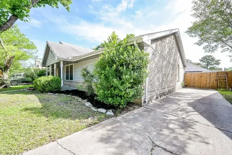 4218 Bridledon Lane Houston TX 77014