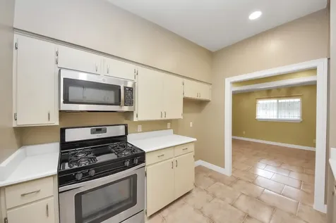 5326 Heatherbrook Drive Houston TX 77045