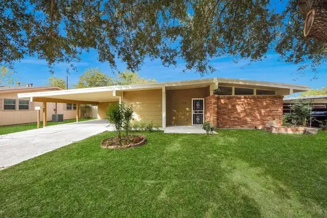 5326 Heatherbrook Drive Houston TX 77045