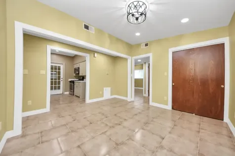5326 Heatherbrook Drive Houston TX 77045