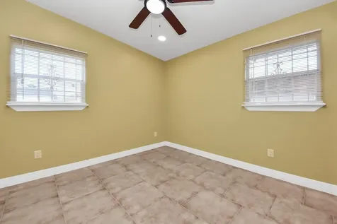 5326 Heatherbrook Drive Houston TX 77045