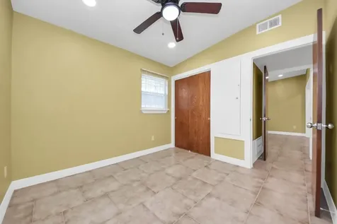 5326 Heatherbrook Drive Houston TX 77045