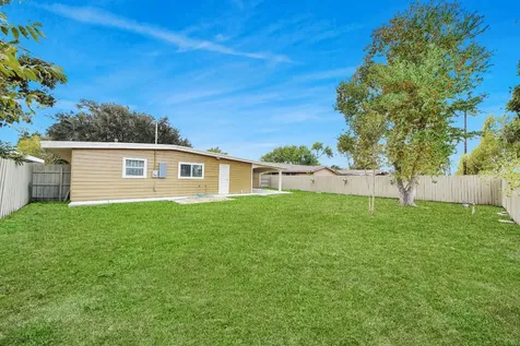 5326 Heatherbrook Drive Houston TX 77045