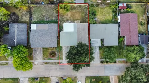 5326 Heatherbrook Drive Houston TX 77045