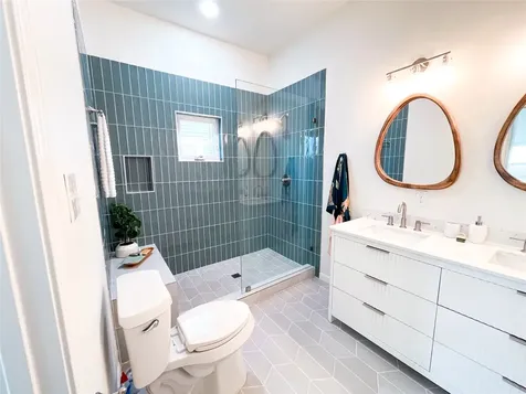 2516 Avenue M Galveston TX 77550