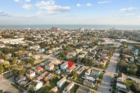 2516 Avenue M Galveston TX 77550