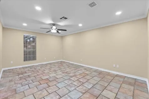 114 Grand Avenue Bacliff TX 77518