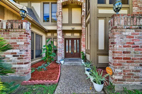14819 Alderwick Drive Sugar Land TX 77498