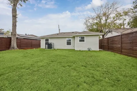 6731 London Street Houston TX 77021