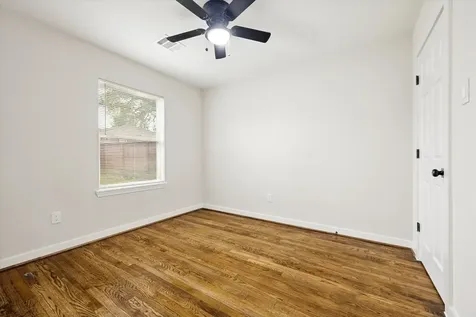 6731 London Street Houston TX 77021