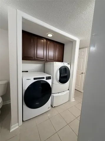 3045 Walnut Bend Lane 11 Houston TX 77042