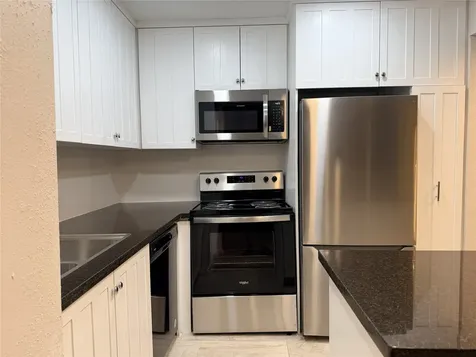 3045 Walnut Bend Lane 11 Houston TX 77042