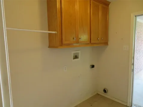 15682 Highway 105 Cleveland TX 77327