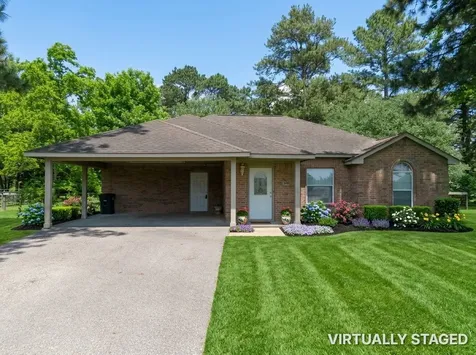 15682 Highway 105 Cleveland TX 77327