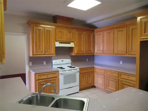 15682 Highway 105 Cleveland TX 77327