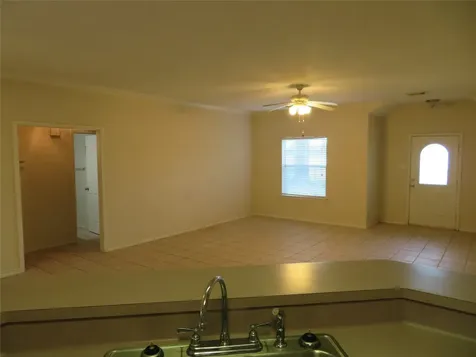 15682 Highway 105 Cleveland TX 77327