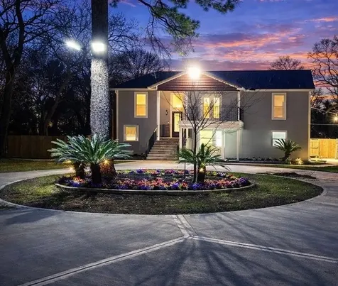 4509 Country Club Drive Dickinson TX 77539