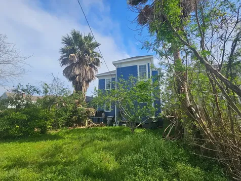 2724 Avenue L Galveston TX 77550