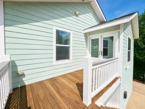 2215 46th Street Galveston TX 77551