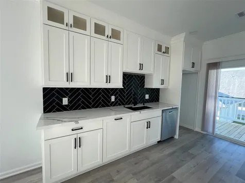 226 S Y Street La Porte TX 77571