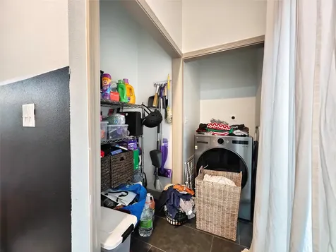1217 Campbell Street Houston TX 77009