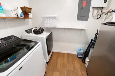 215 Pr 301 Center TX 75935