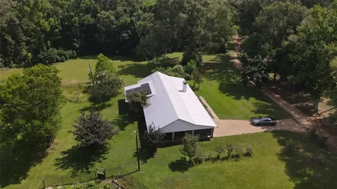 215 Pr 301 Center TX 75935