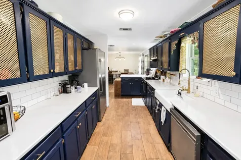 215 Pr 301 Center TX 75935